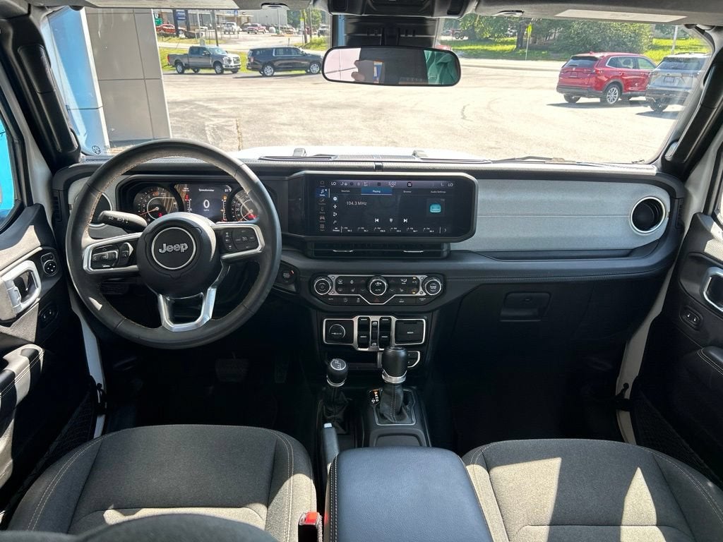 2024 Jeep Wrangler Sahara