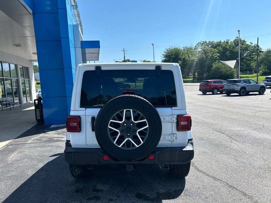 2024 Jeep Wrangler Sahara