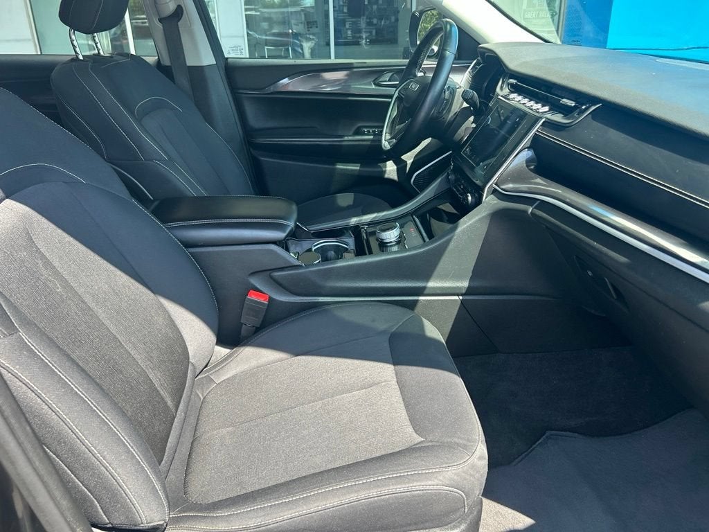 2021 Jeep Grand Cherokee L Laredo
