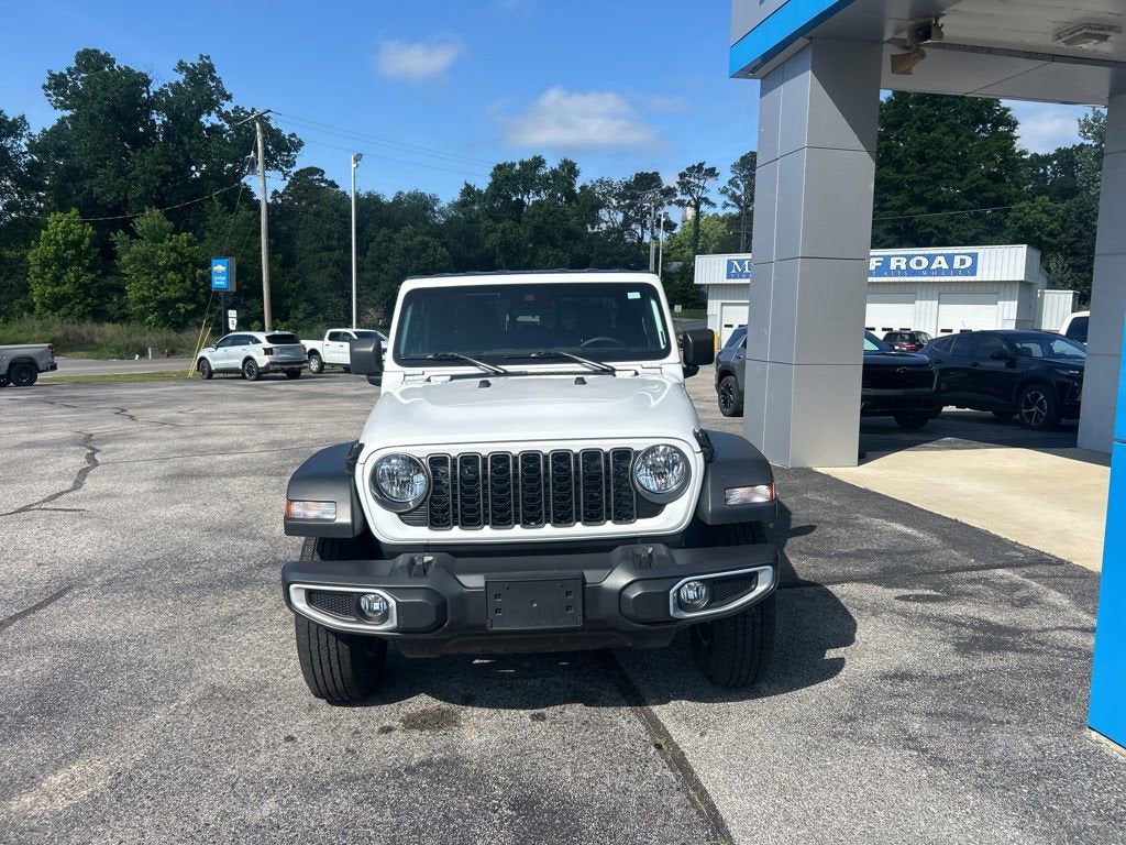 Used 2025 Jeep Gladiator Sport S with VIN 1C6PJTAG3SL522509 for sale in Little Rock