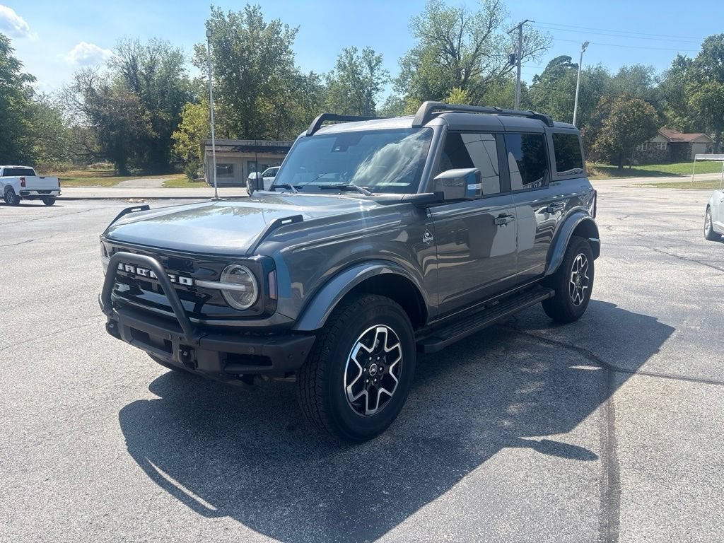 2024 Ford Bronco Outer Banks