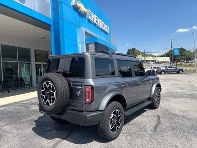 2024 Ford Bronco Outer Banks