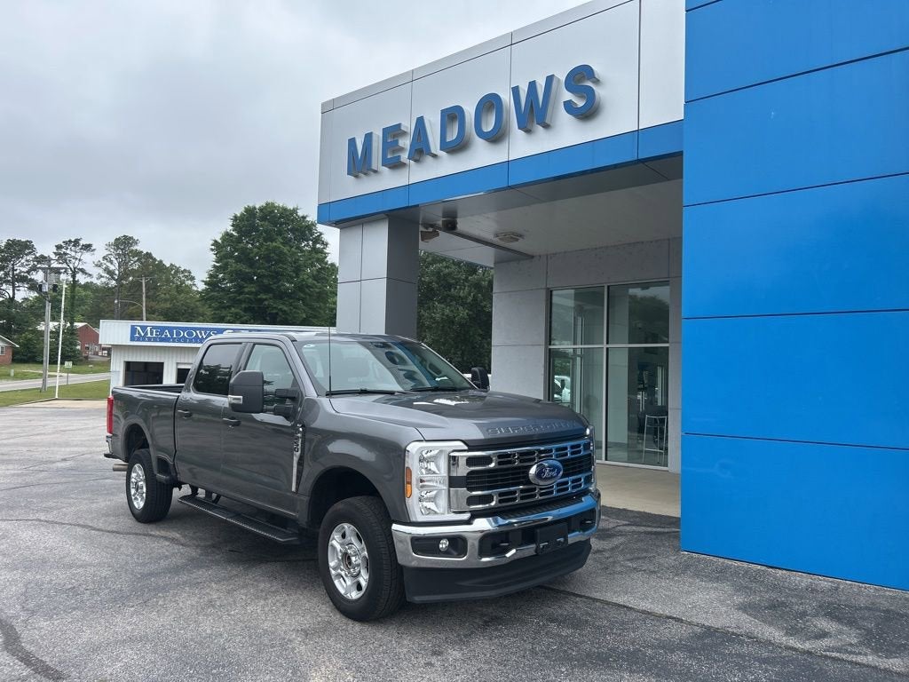 2025 Ford F-250 XL 4x4 Crew Cab 8' Box's photo