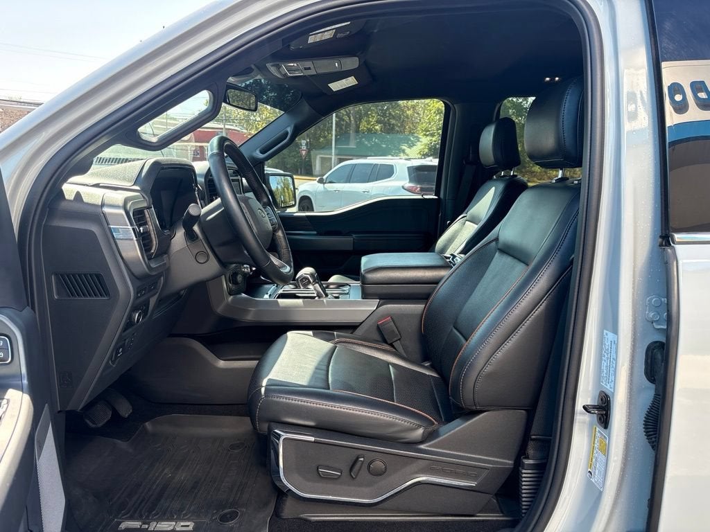 2024 Ford F-150 Lariat - Photo 8
