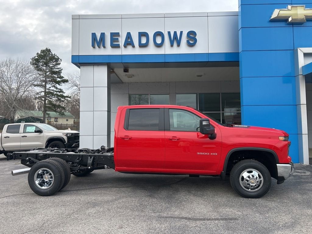 2026 Chevrolet Silverado 3500 HD Chassis Cab LT
