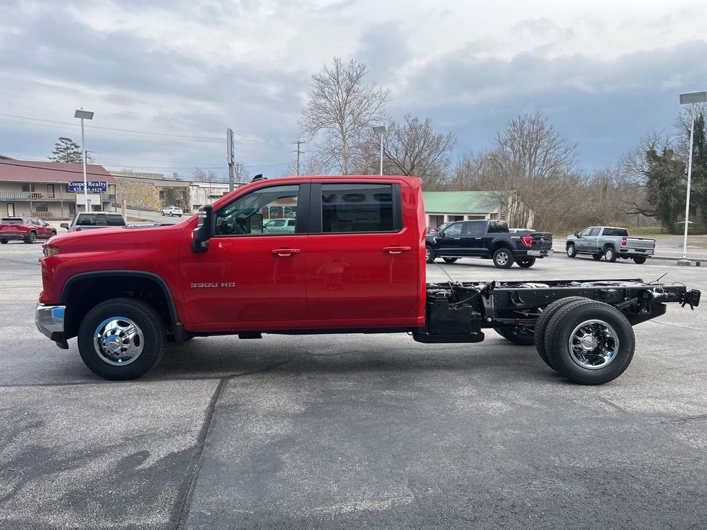 2026 Chevrolet Silverado 3500 HD Chassis Cab LT