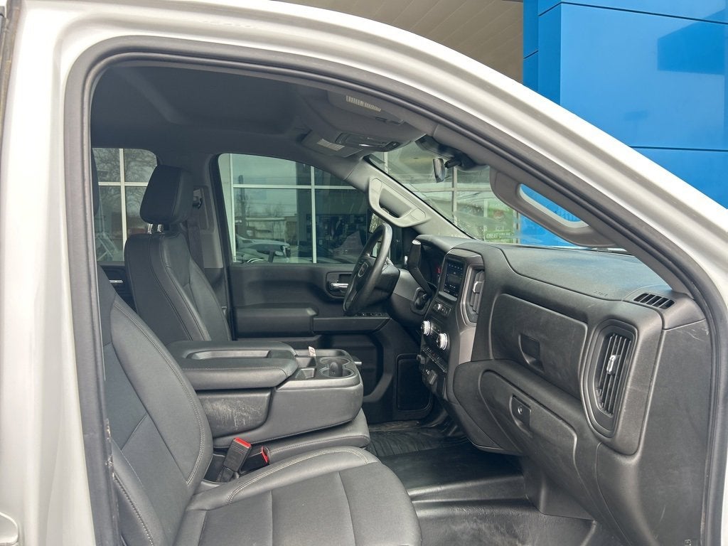 2024 GMC Sierra 3500 HD Chassis Cab Pro