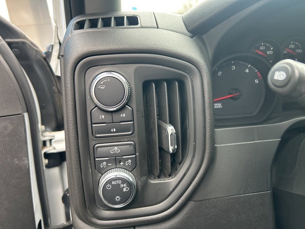 2024 GMC Sierra 3500 HD Chassis Cab Pro