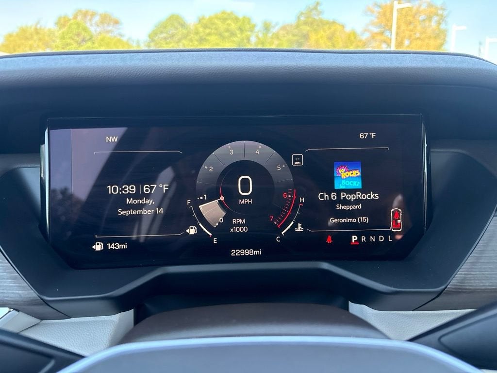 2025 GMC Acadia Denali