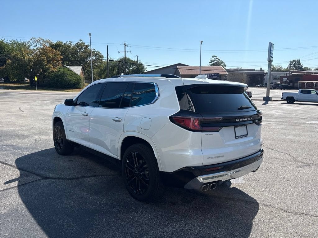 2025 GMC Acadia Denali