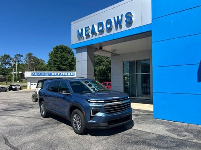 2025 Chevrolet Traverse LT