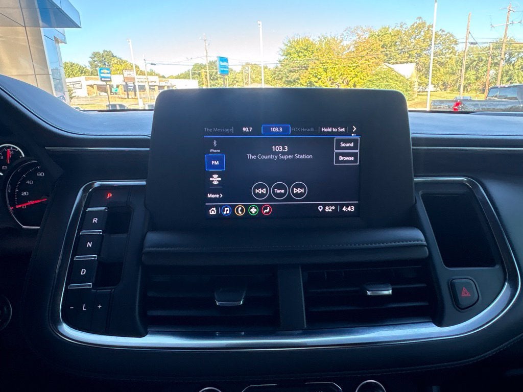 2023 Chevrolet Suburban LS