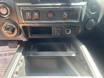 2018 Nissan Titan SV
