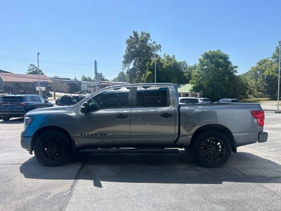 2018 Nissan Titan SV