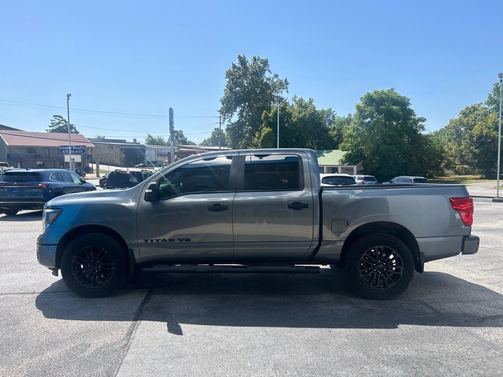 2018 Nissan Titan SV