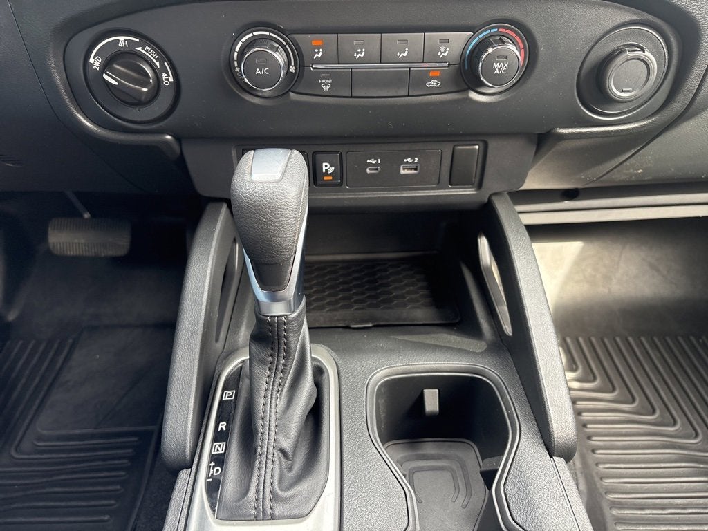 2022 Nissan Frontier S