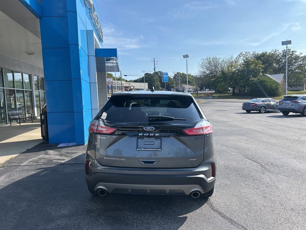 2022 Ford Edge Titanium