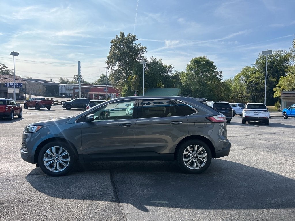 2022 Ford Edge Titanium