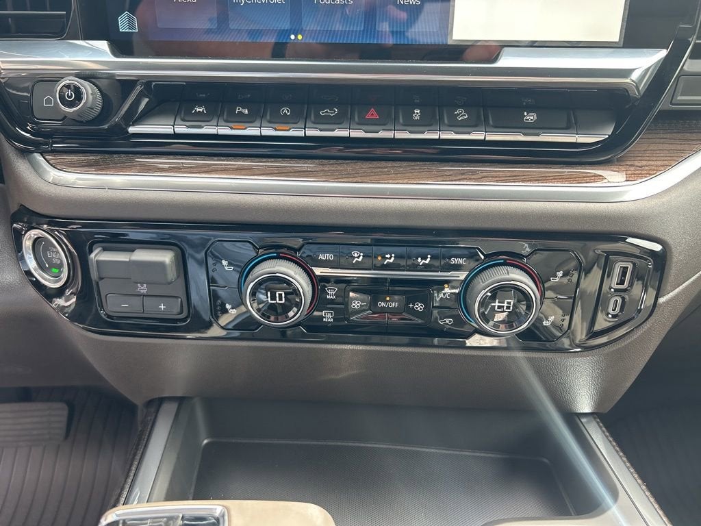 2025 Chevrolet Silverado 1500 LT Trail Boss