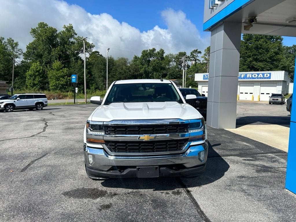 Used 2017 Chevrolet Silverado 1500 LT with VIN 3GCUKREC1HG136874 for sale in Little Rock