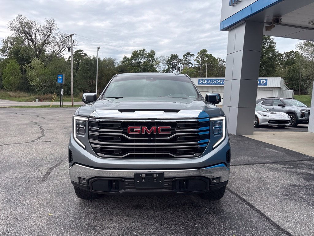 Used 2023 GMC Sierra 1500 SLT with VIN 3GTUUDED5PG214447 for sale in Little Rock