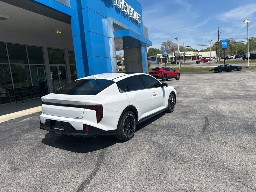 2025 Kia K4 GT-Line