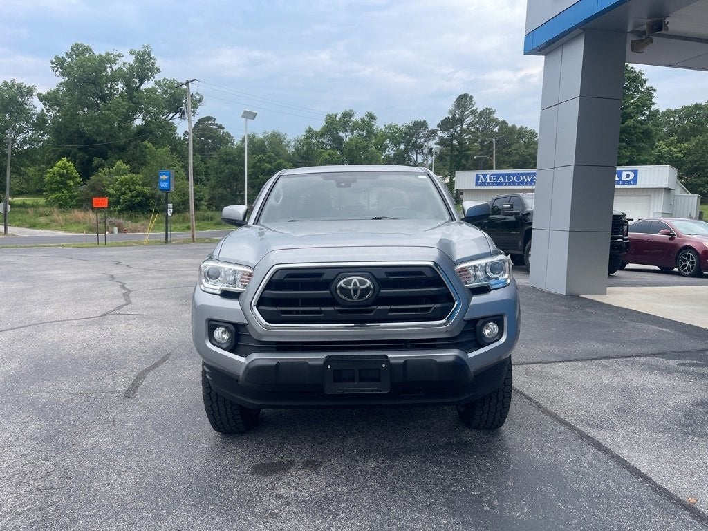 Used 2019 Toyota Tacoma SR5 with VIN 3TMCZ5AN9KM213734 for sale in Little Rock