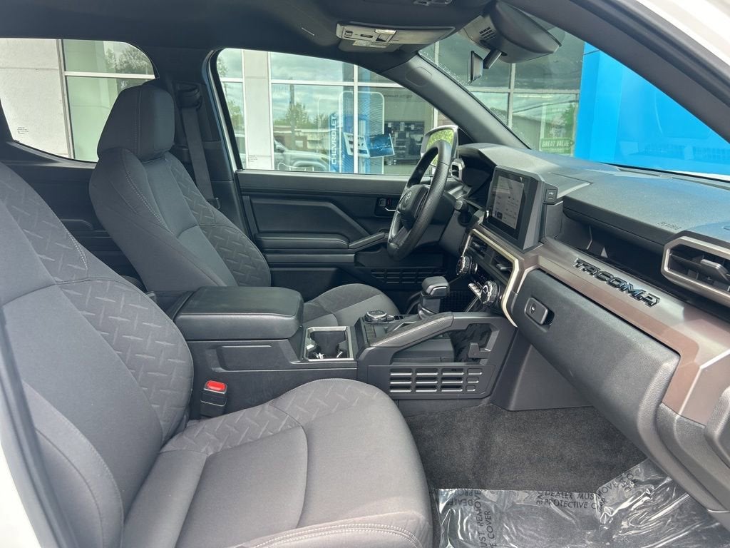 2024 Toyota Tacoma 4WD SR5