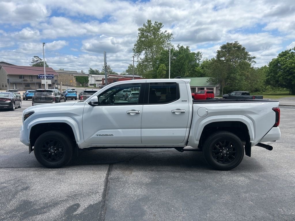 2024 Toyota Tacoma 4WD SR5