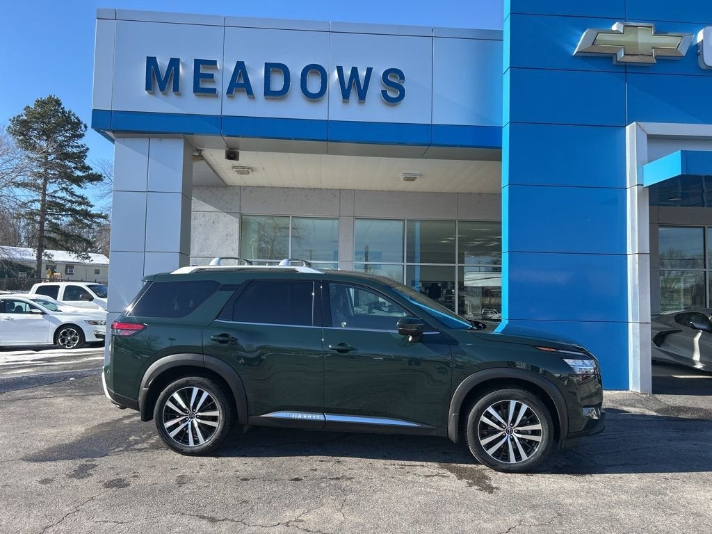 2024 Nissan Pathfinder Platinum
