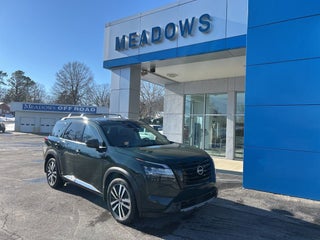 2024 Nissan Pathfinder Platinum