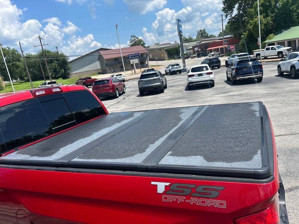 2017 Toyota Tundra 4WD SR