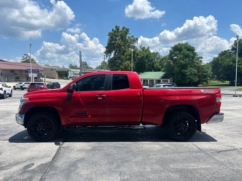 2017 Toyota Tundra 4WD SR