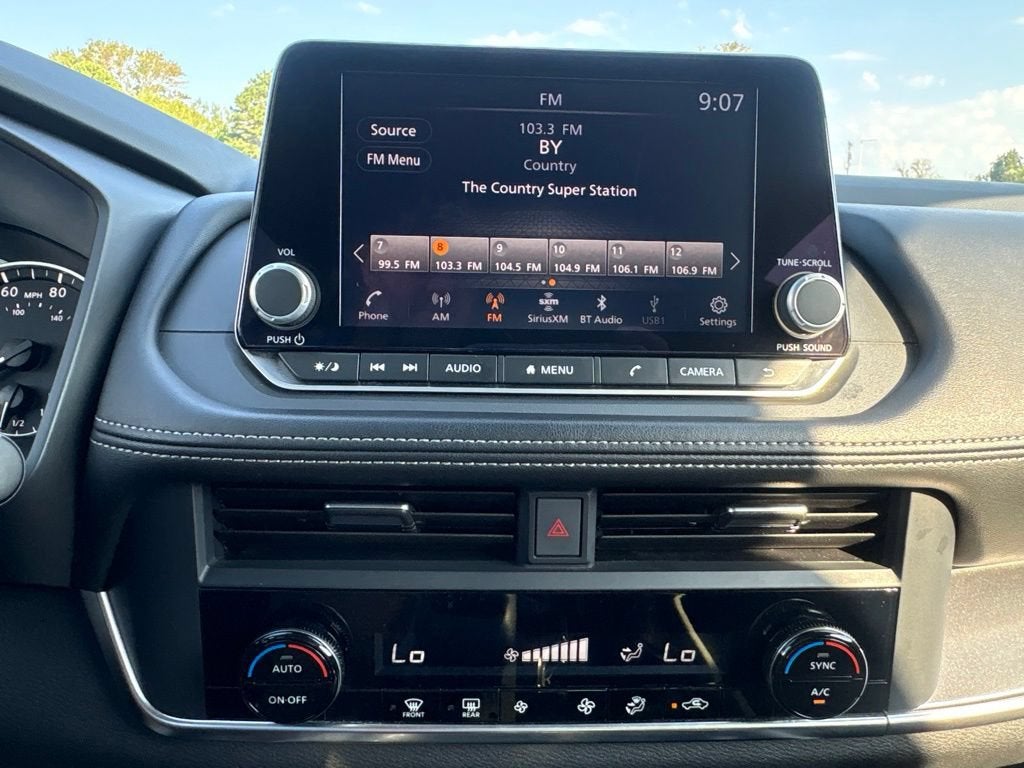 2025 Nissan Rogue SV