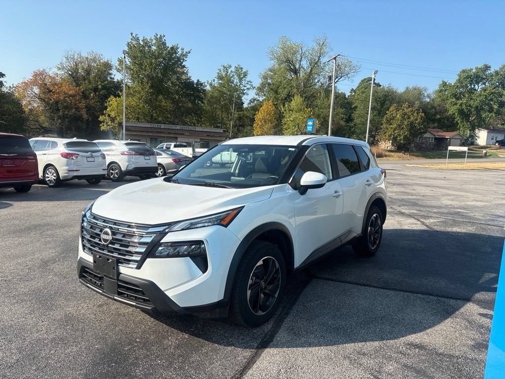 2025 Nissan Rogue SV