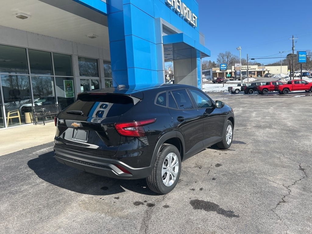 2024 Chevrolet Trax LS