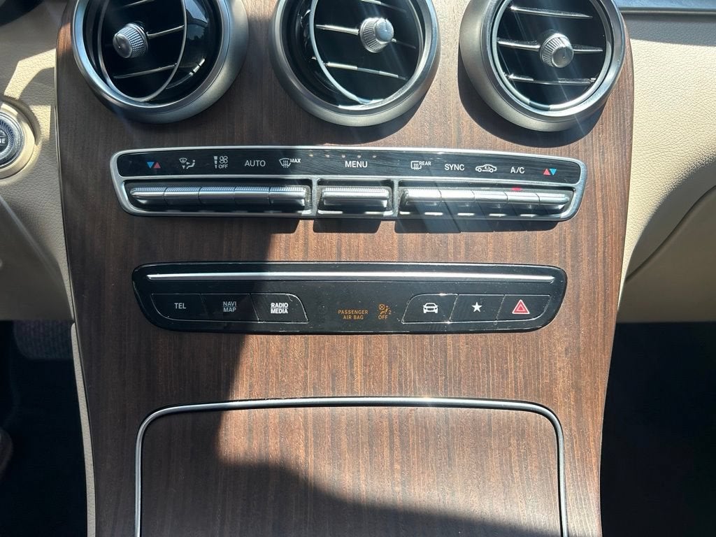 2022 Mercedes-Benz GLC GLC 300